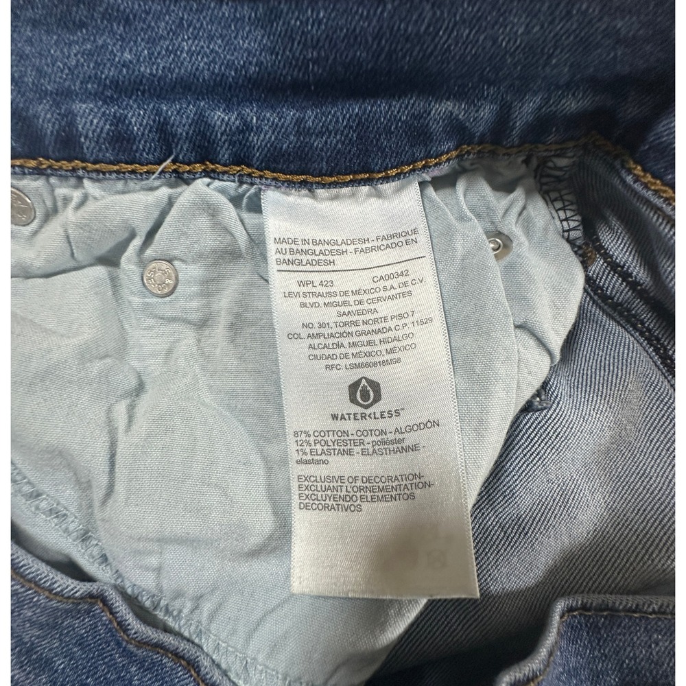 Denizen 231 Athletic Fit Jeans Mens 36x32 Blue Medium Wash Denim - Picture 7 of 10
